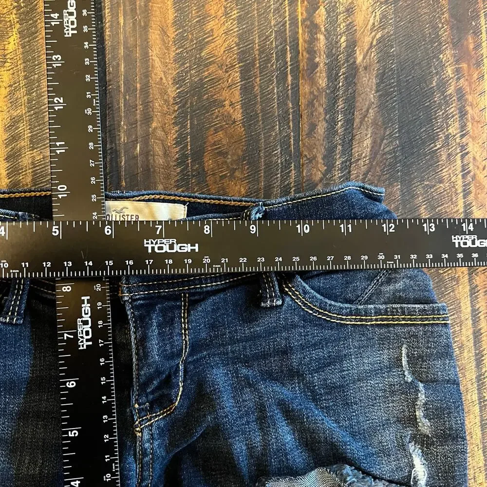 Hollister Low Rise Denim Shorts Size 0 Distressed Cut Off 2” Inseam - Picture 6 of 8